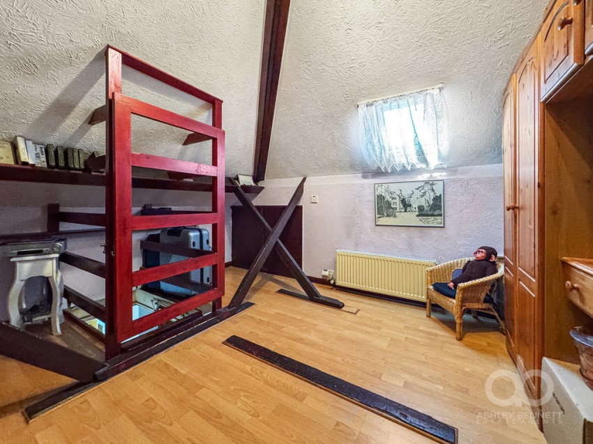 Images for Highfield Gardens, Grays, RM16 2NT