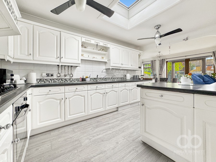 Images for Highfield Gardens, Grays, RM16 2NT