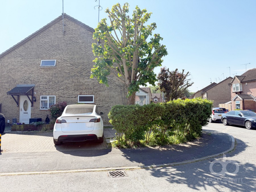 Images for Bersham Lane, Badgers Dene, Grays